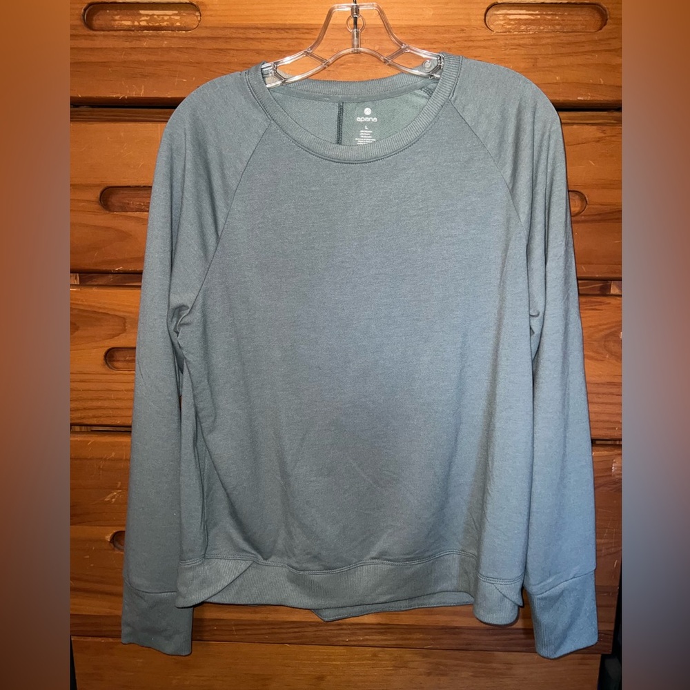 Light blue Long Sleeve Sweatshirt Large